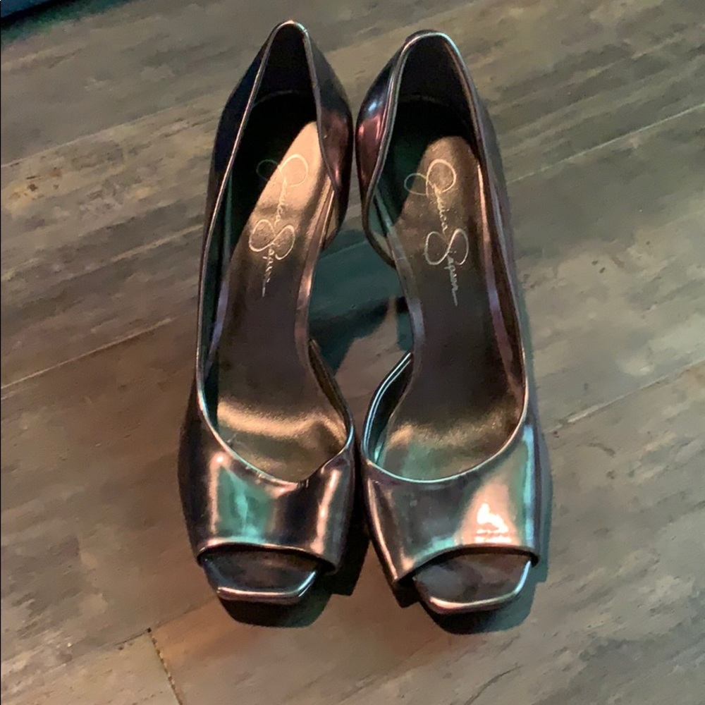 Jessica Simpson metallic silver heels